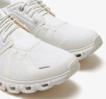 On Cloud® 6 White -